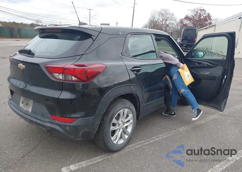 2021 Chevrolet Trailblazer Fwd Ls z USA, uszkodzony, nr VIN KL79MMS22MB013051